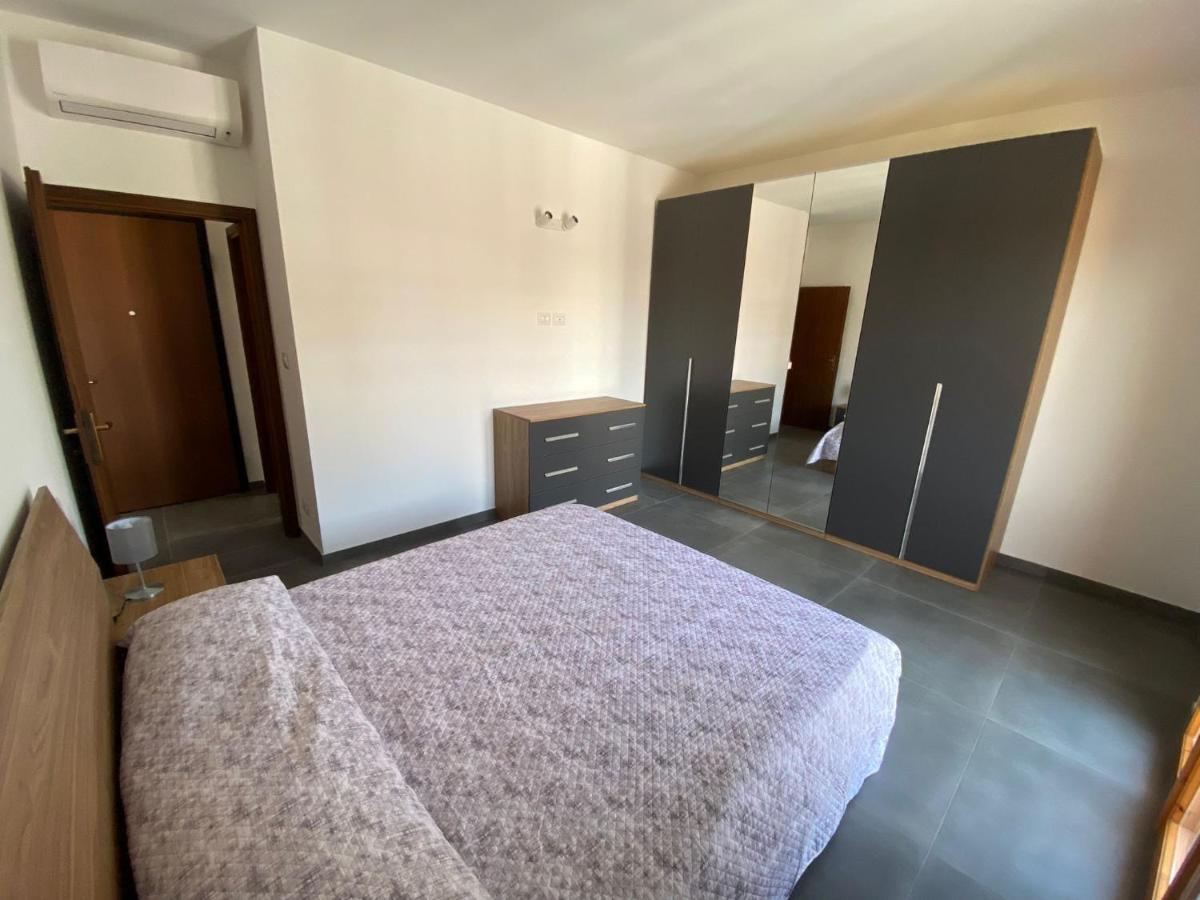 Appartamento Con Posto Auto Privato A Marina Centro Mare Rimini Buitenkant foto