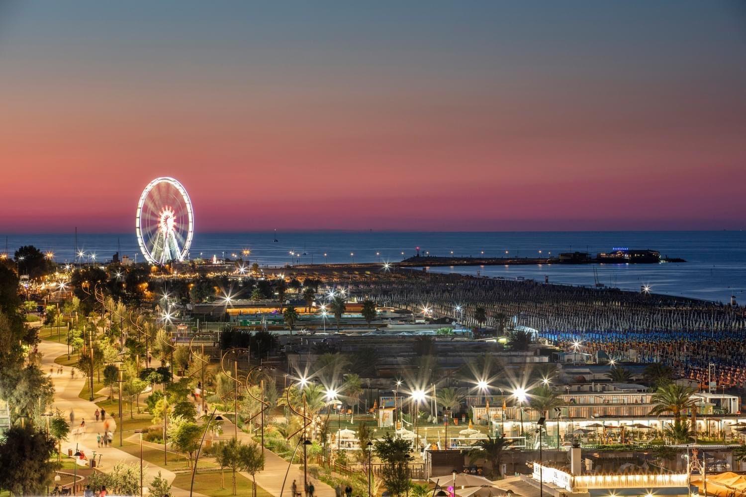 Appartamento Con Posto Auto Privato A Marina Centro Mare Rimini Buitenkant foto