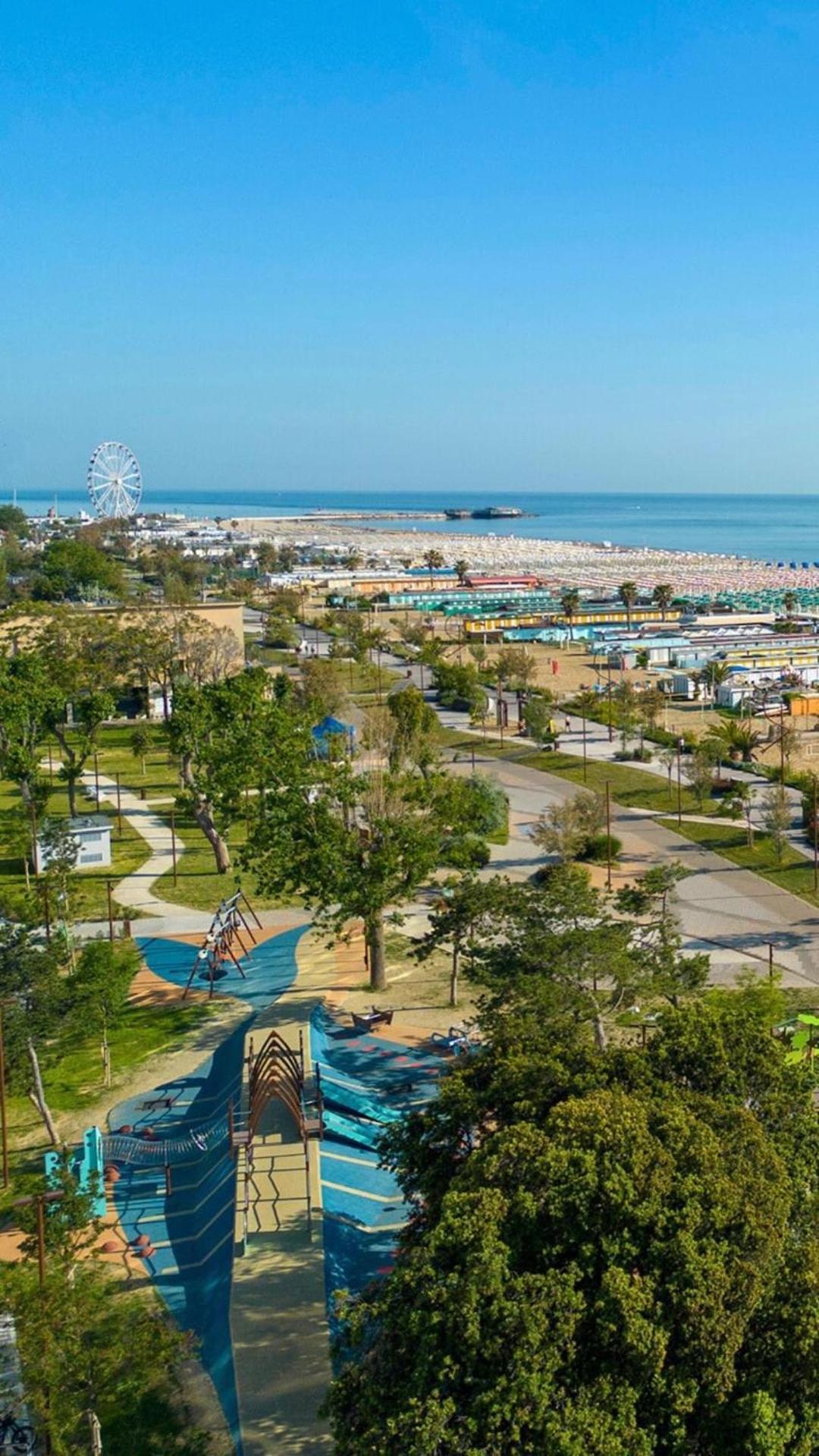 Appartamento Con Posto Auto Privato A Marina Centro Mare Rimini Buitenkant foto