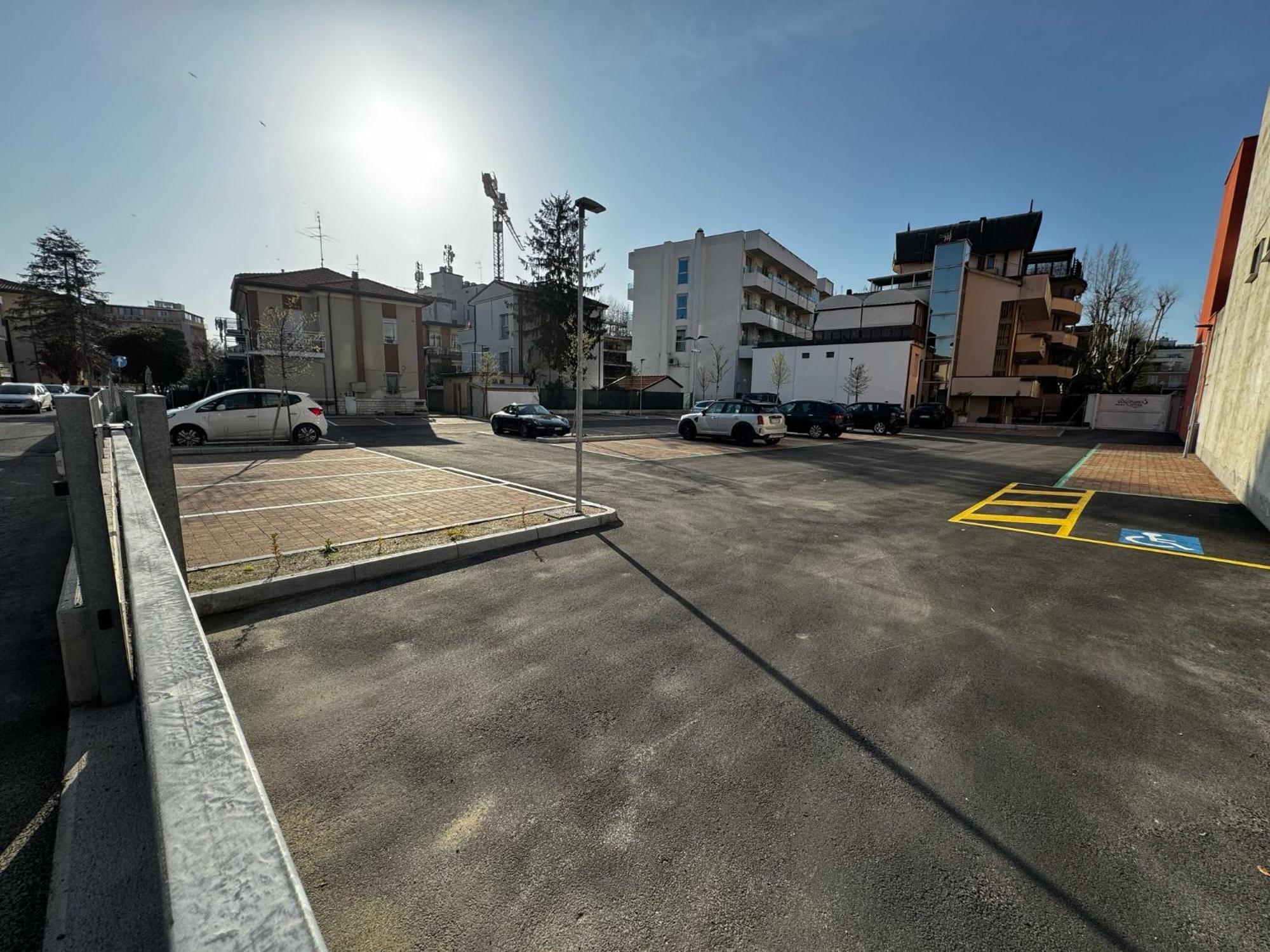 Appartamento Con Posto Auto Privato A Marina Centro Mare Rimini Buitenkant foto